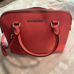 MICHAEL KORS medium Cindy Dome Satchel in Coral